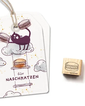 Cats on Appletrees mini Macaron open 2